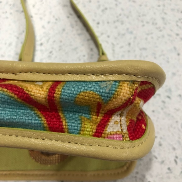 Crossbody Purse Spartina 449 Floral Paisley, Daufuskie Island, Small Crossbody - Picture 7 of 16